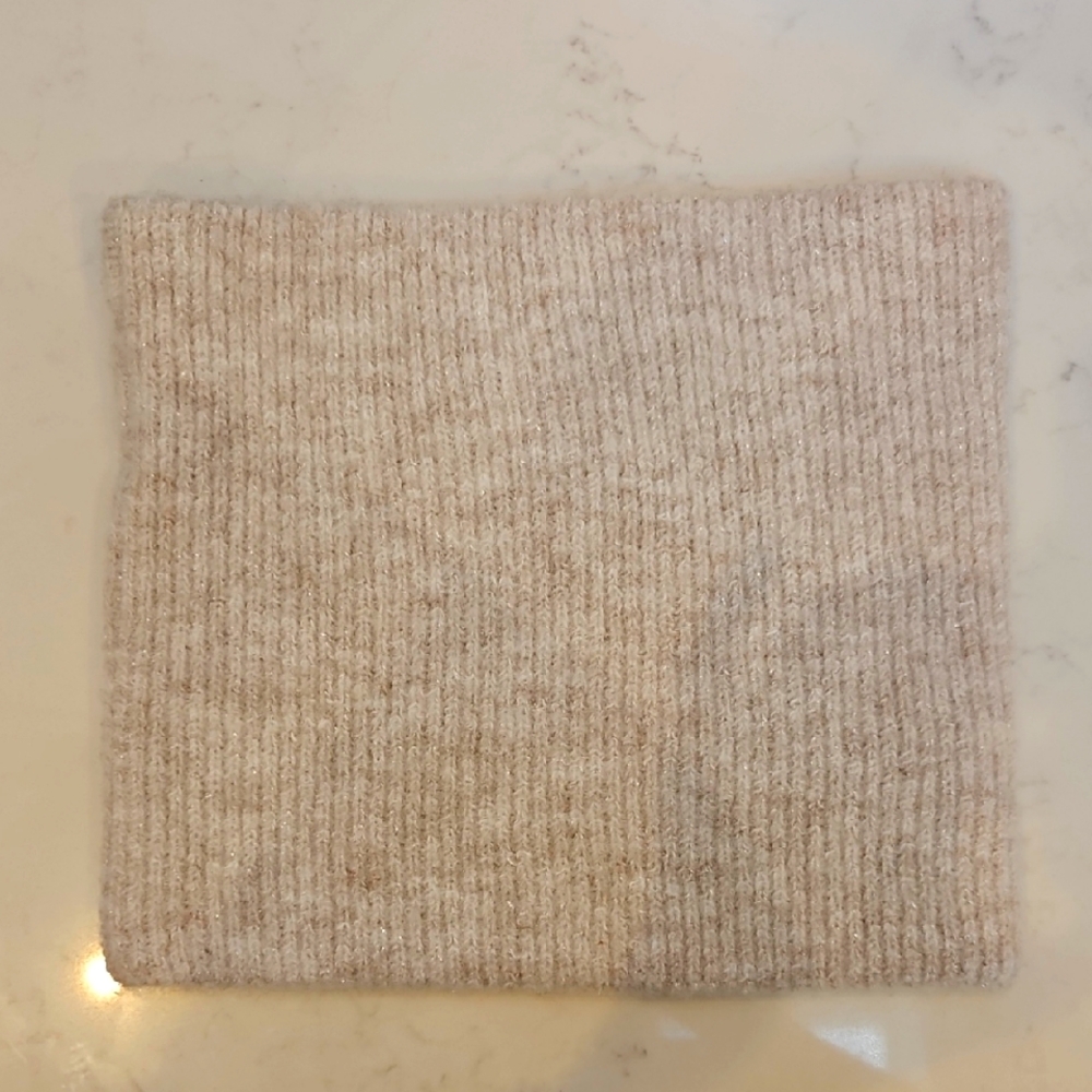 NWT Anthropologie Shimmer Ribbed‎ Snood Neck Warmer Gifts Stocking Stuffer Warm